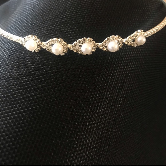 Bundle of 4 New Girls Pearl Headband - Picture 7 of 7